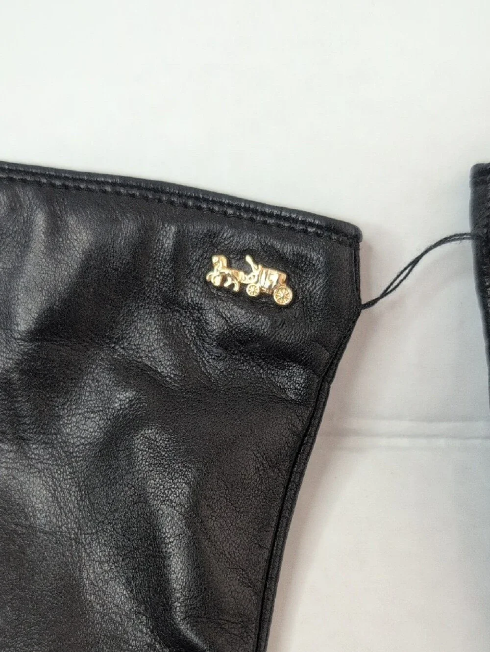 Coach Black Leather Horse And Carriage Tech Gloves NWT